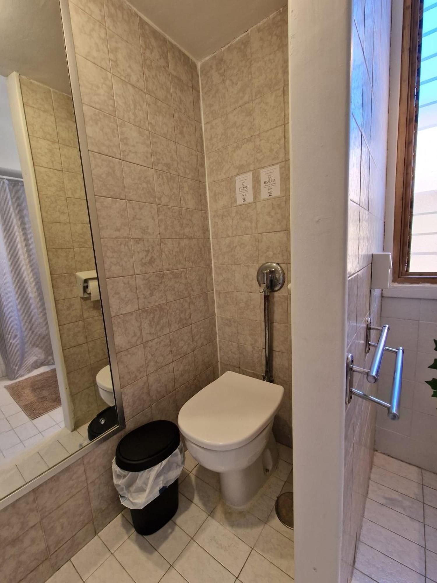 פואנגירולה Oceanview Terrace Apartment מראה חיצוני תמונה